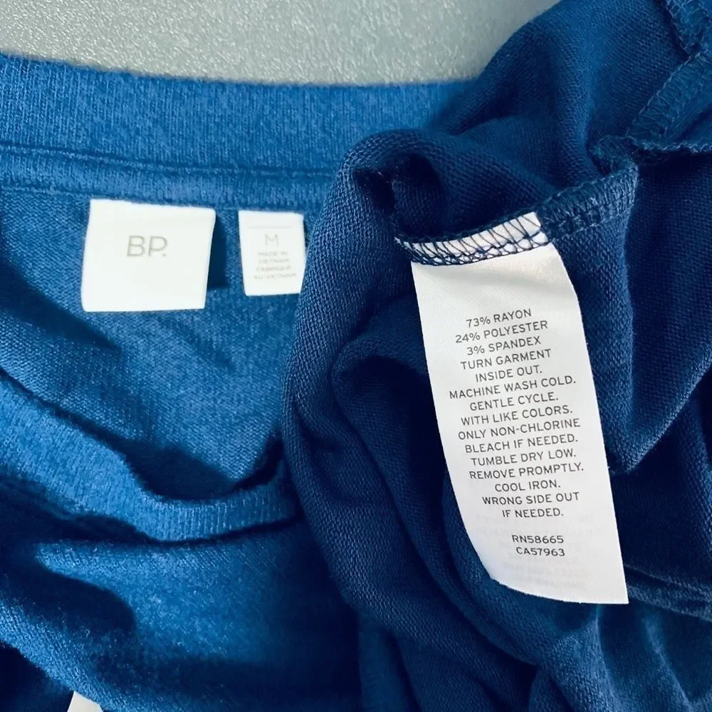 NWT BP from Nordstrom Cozy Lounge Top M navy Snowflake - Picture 9 of 15